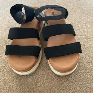 Black sandals